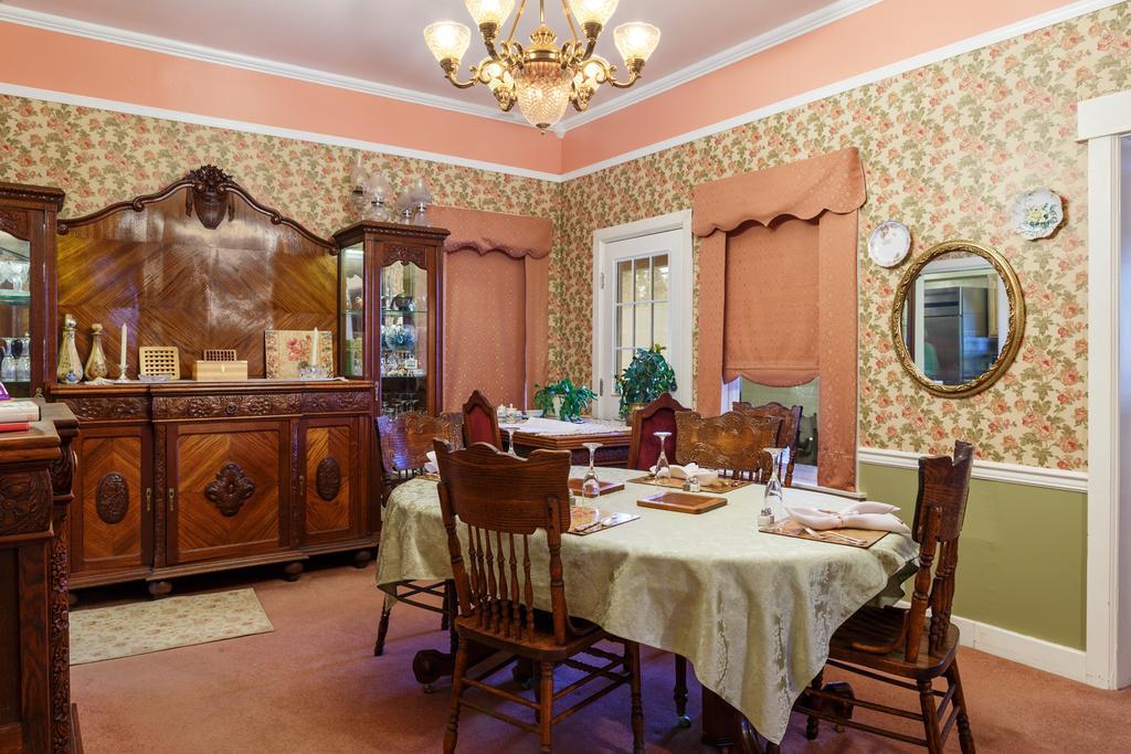 Roseberry House Bed And Breakfast Susanville Exterior foto